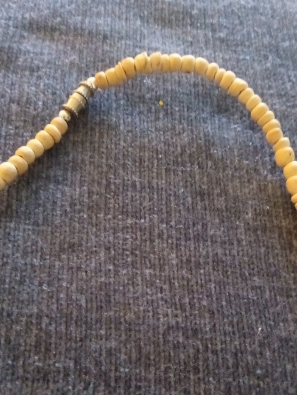 Vintage Hawaiian Plumeria Flower Pendant Beaded Necklace - Picture 6 of 8